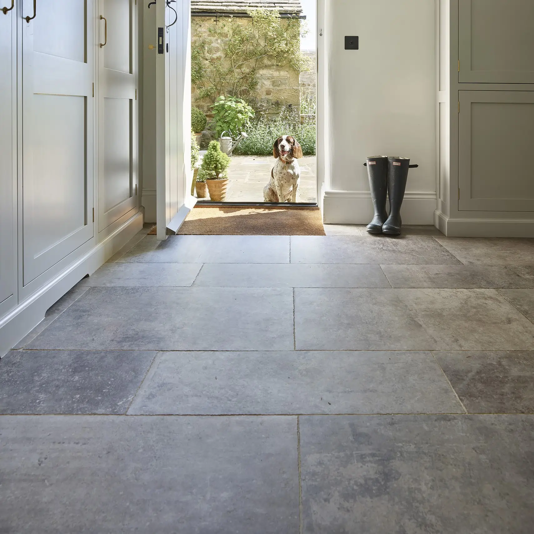 فروش سنگ مرمریت آباده در تهران با خدمات نصب