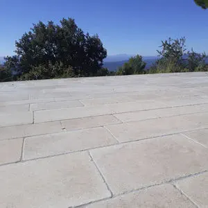 فروش سنگ مرمریت آباده در رضوانشهر